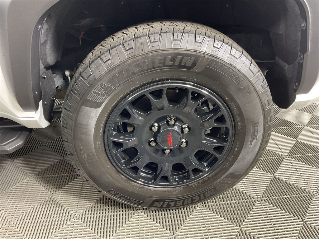 2025 Toyota 4Runner i-FORCE MAX Hybrid TRD Off Road