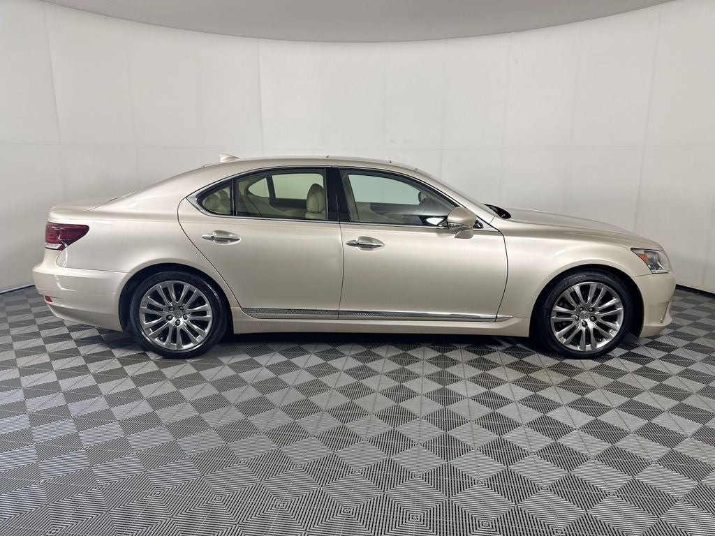 2016 Lexus LS 460