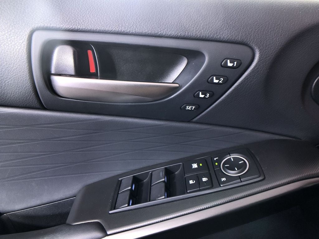 2023 Lexus IS 350 F SPORT Handling