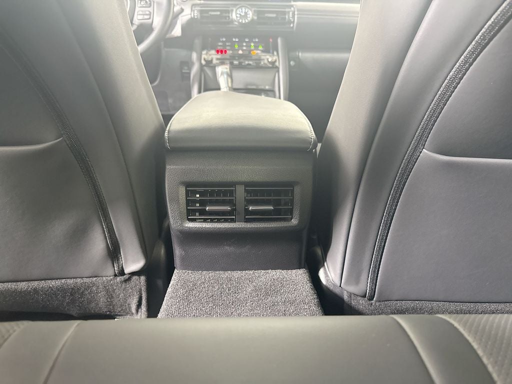 2024 Lexus IS 350 F SPORT Handling