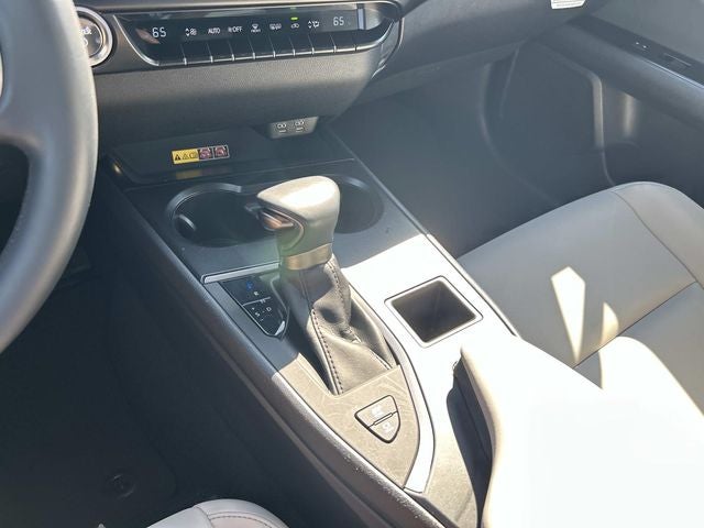 2023 Lexus UX 250h