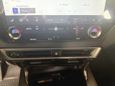 2025 Lexus RX 450h+ Luxury