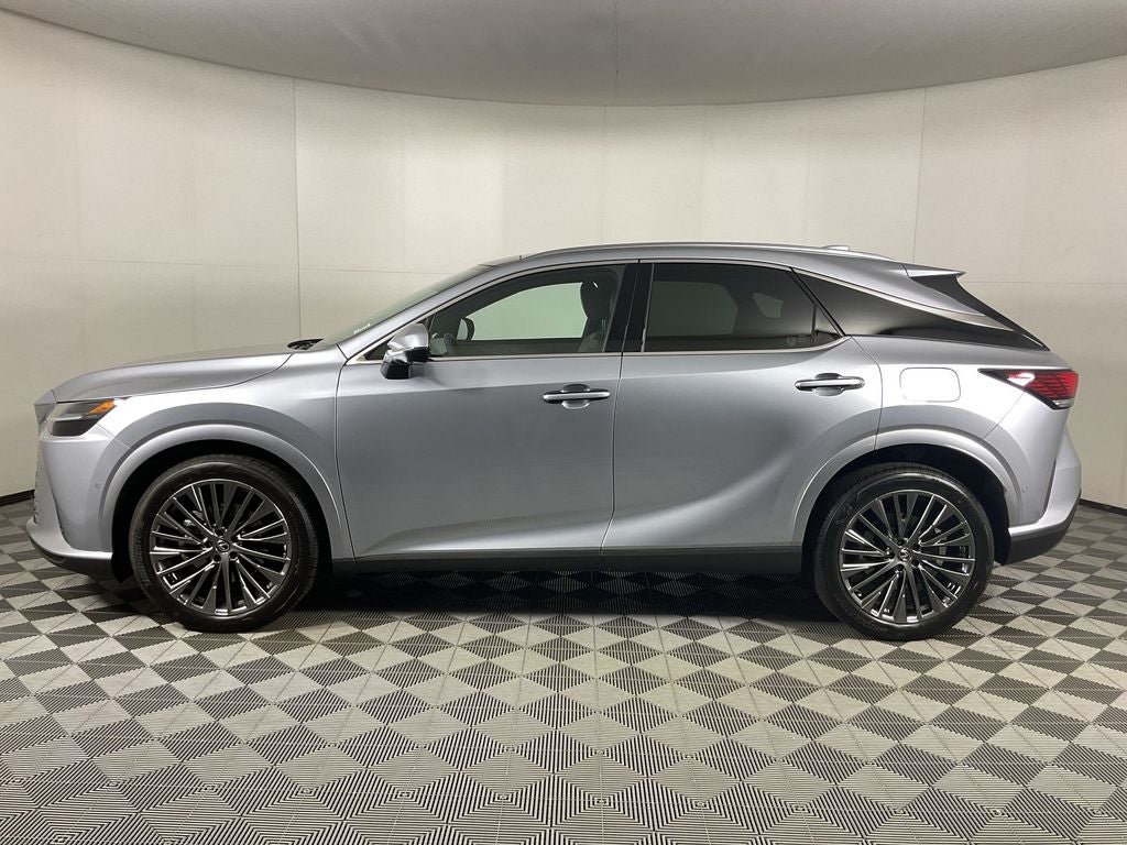 2025 Lexus RX 450h+ Luxury