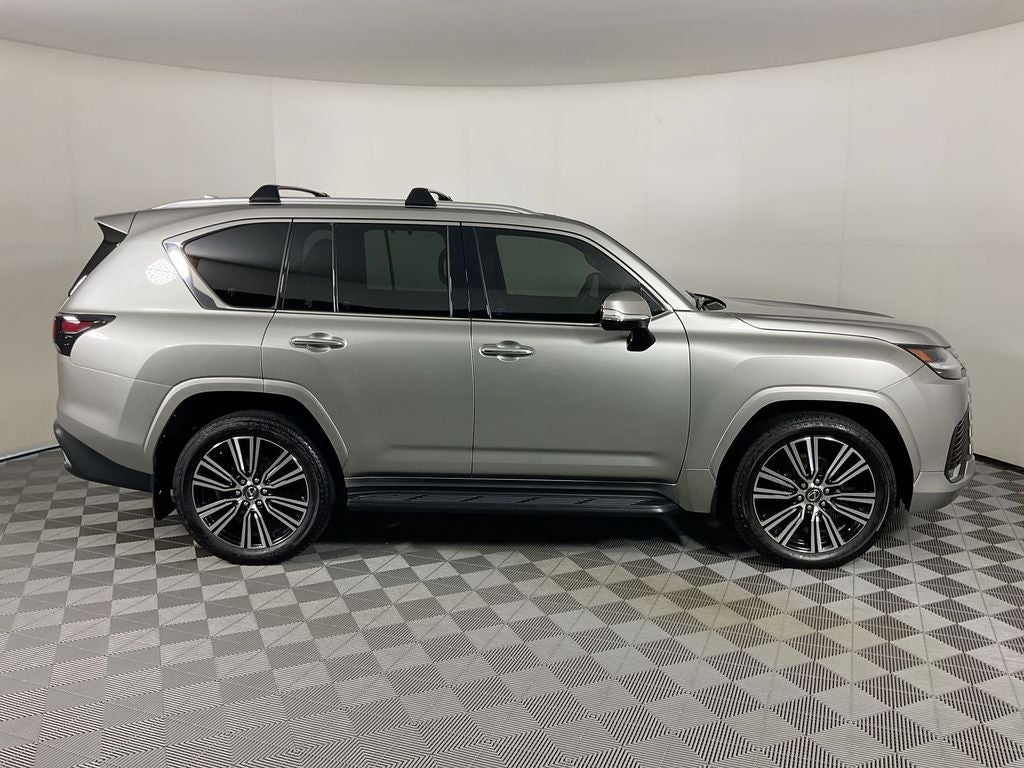 2024 Lexus LX 600 Luxury