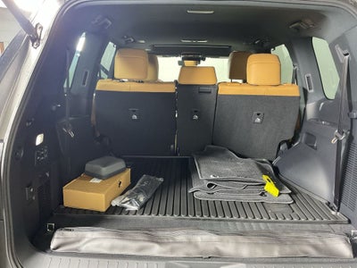 2025 Lexus LX 600 Luxury
