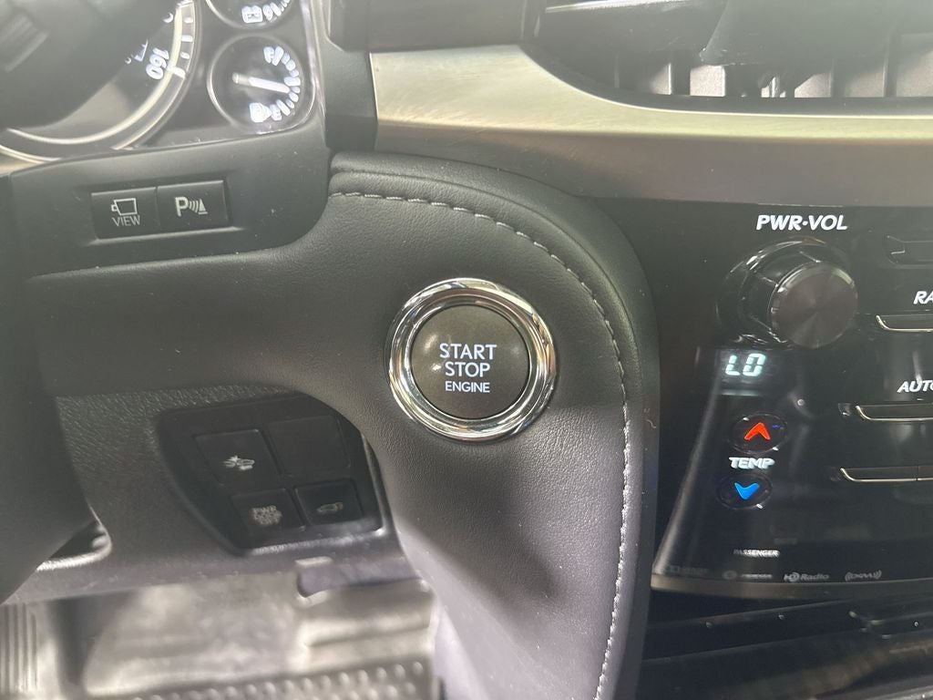 2017 Lexus LX 570