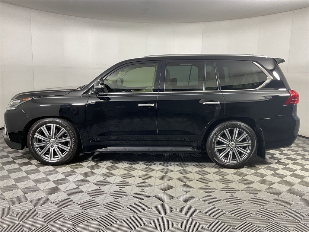 2016 Lexus LX 570