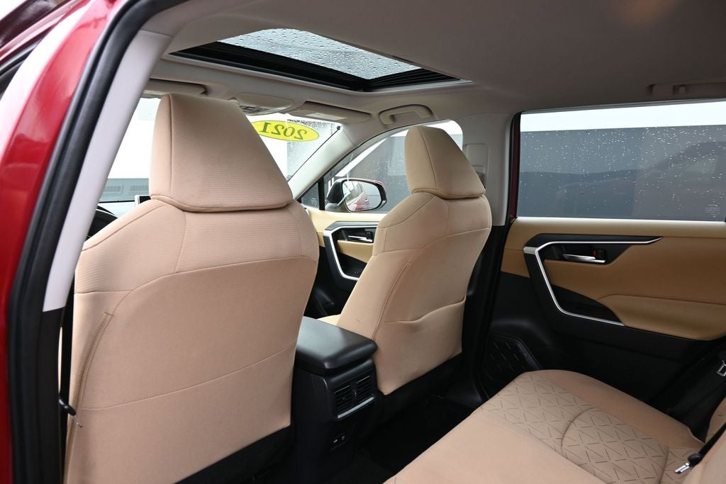 2021 Toyota RAV4 Hybrid XLE