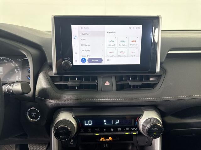 2023 Toyota RAV4 Hybrid XLE