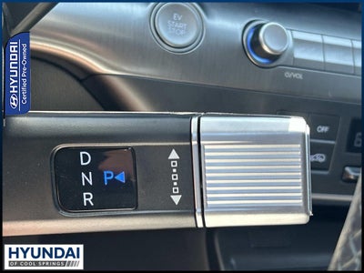 2024 Hyundai Kona Electric SEL
