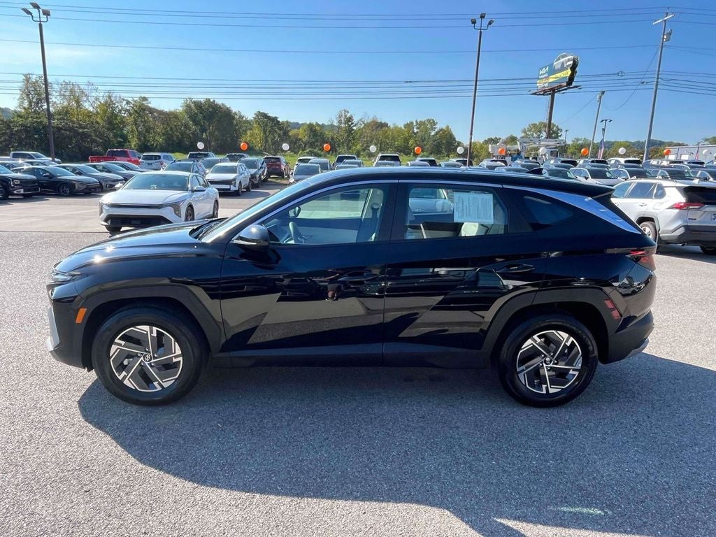 2026 Hyundai Tucson Hybrid SE