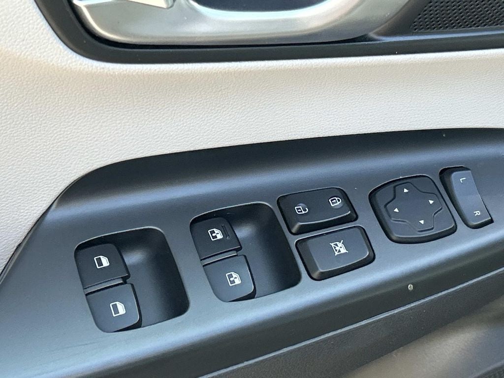 2023 Hyundai Kona Electric SE
