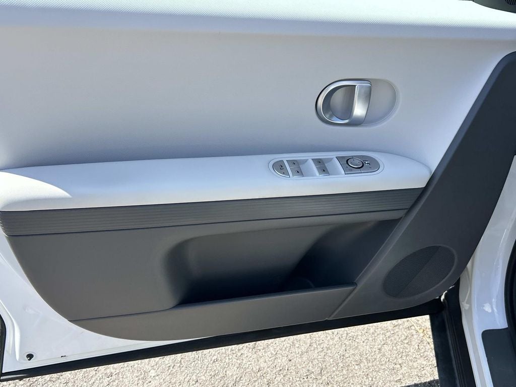 2024 Hyundai IONIQ 5 SE