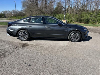 2025 Hyundai Sonata Hybrid Limited