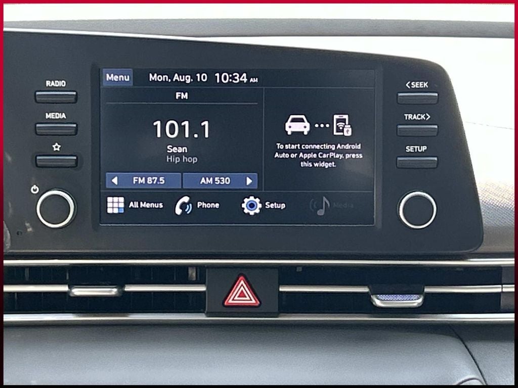2023 Hyundai Elantra SE