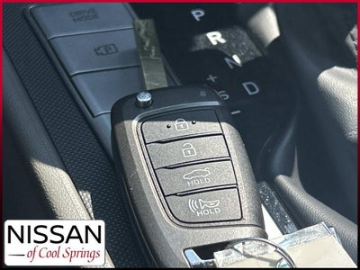 2023 Hyundai Elantra SE