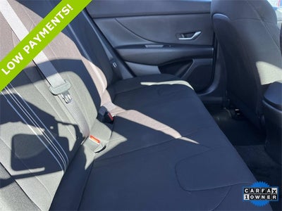 2022 Hyundai Elantra SEL