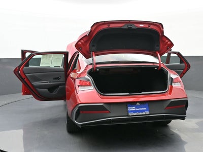 2025 Hyundai Elantra SEL Sport