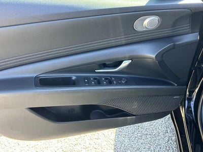 2022 Hyundai Elantra Hybrid Limited