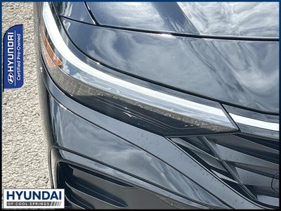 2025 Hyundai Elantra Hybrid Limited