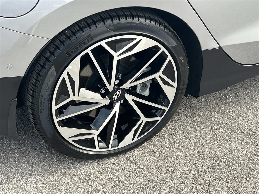 2023 Hyundai IONIQ 6 Limited