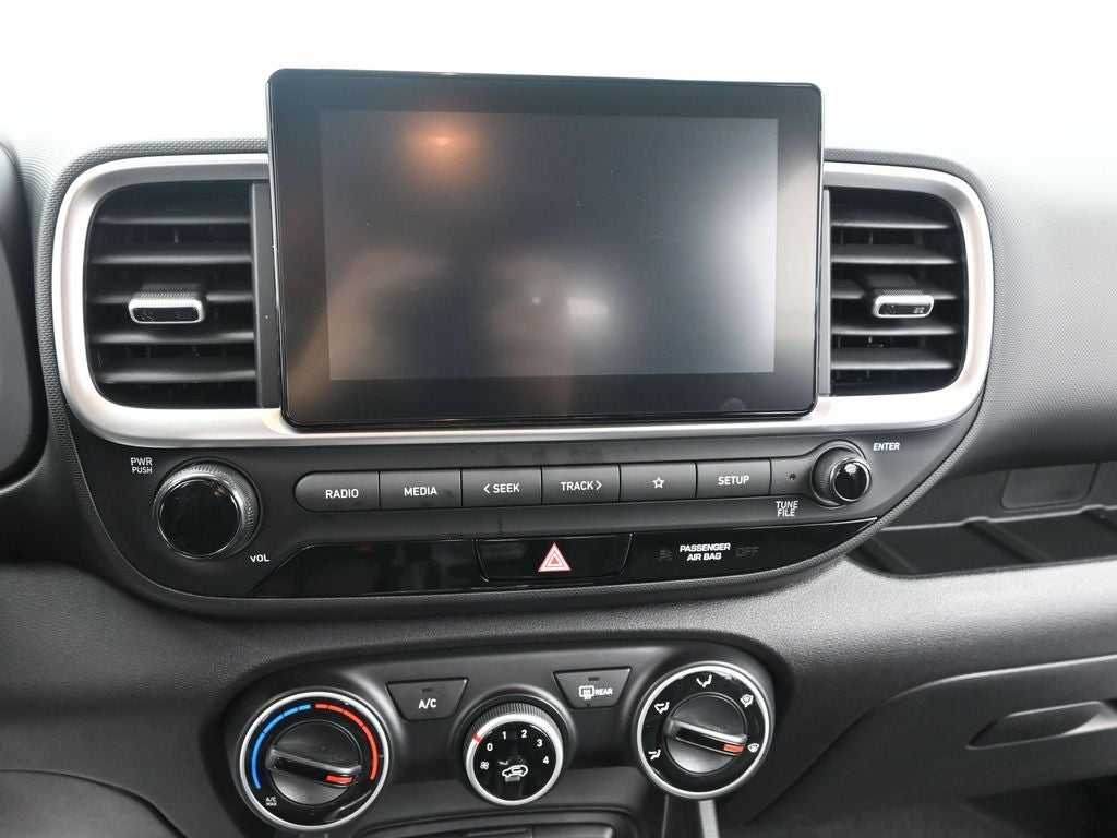 2025 Hyundai Venue SE