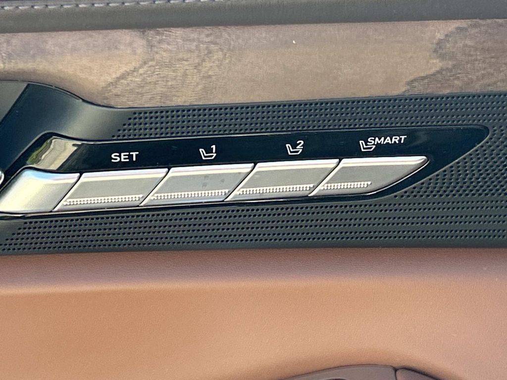 2022 Genesis G90 3.3T Premium