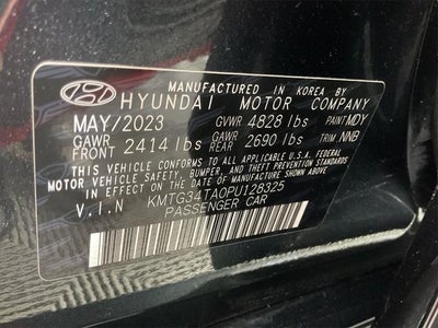 2023 Genesis G70 2.0T