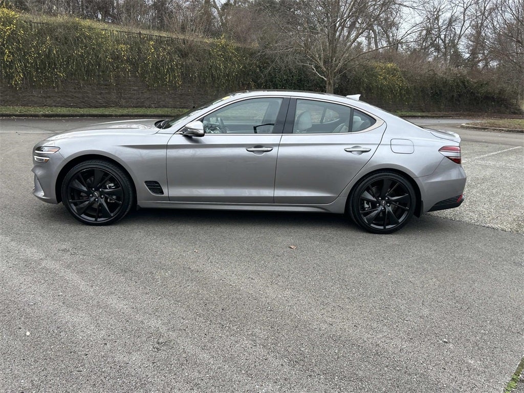 2023 Genesis G70 2.0T