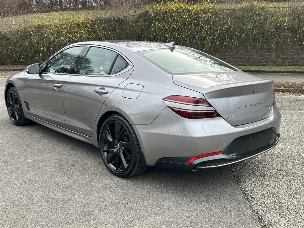 2023 Genesis G70 2.0T
