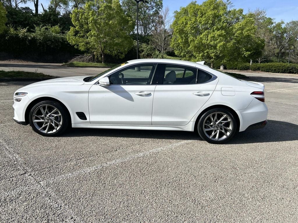 2022 Genesis G70 2.0T