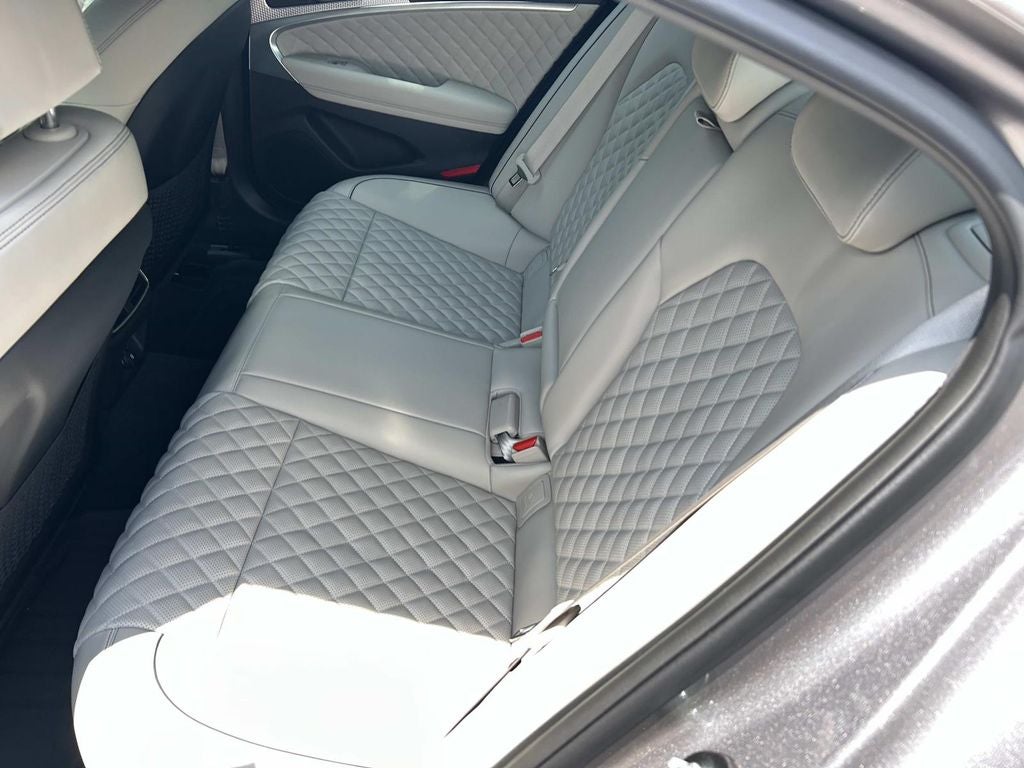 2023 Genesis G70 3.3T