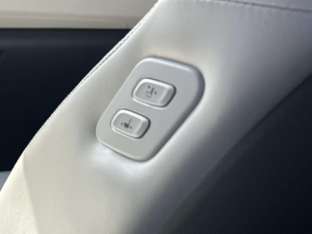 2022 Genesis G70 3.3T