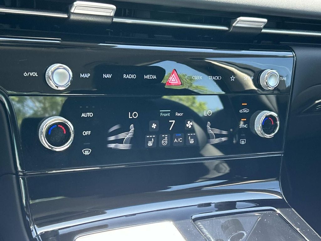 2025 Genesis G80 2.5T