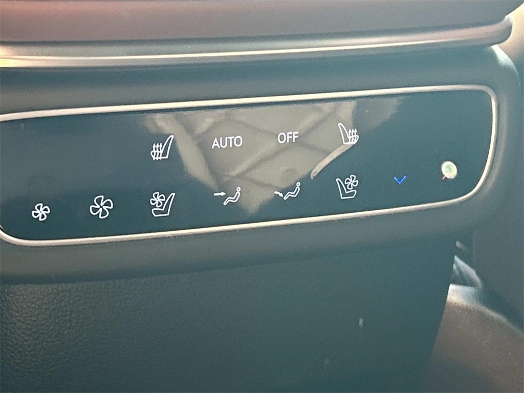 2025 Genesis GV80 Prestige