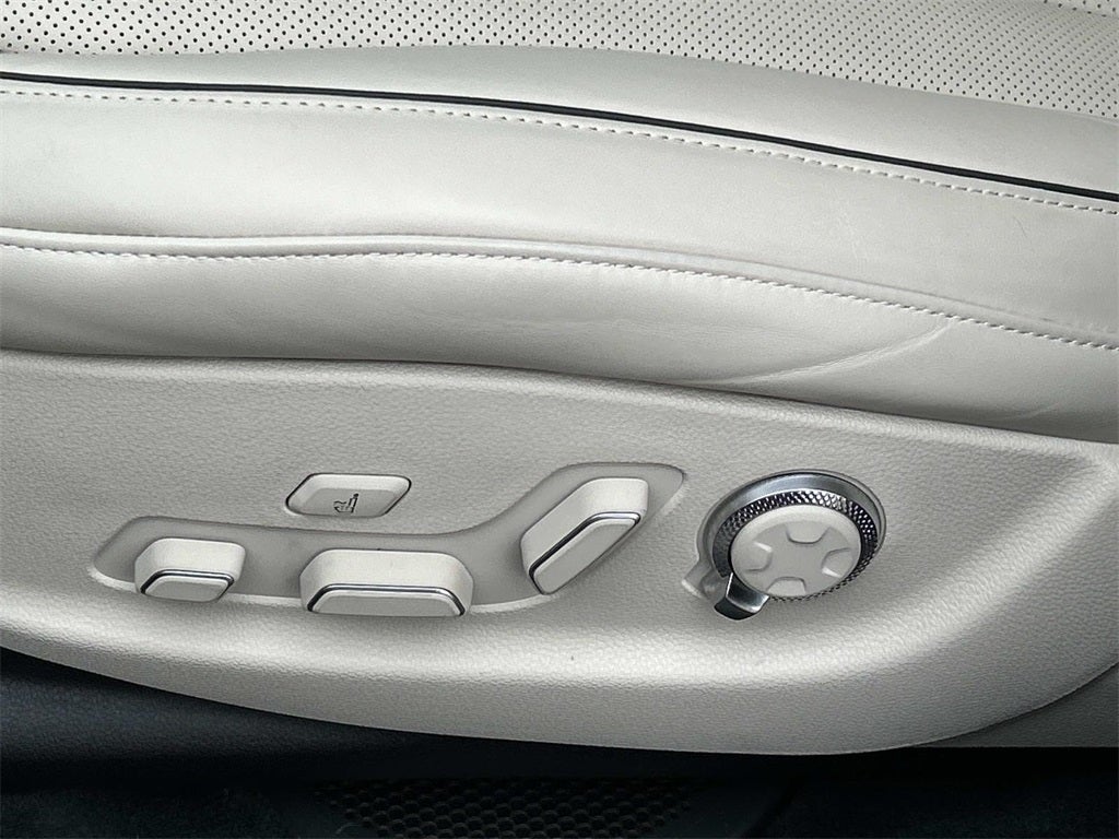 2025 Genesis GV80 Prestige