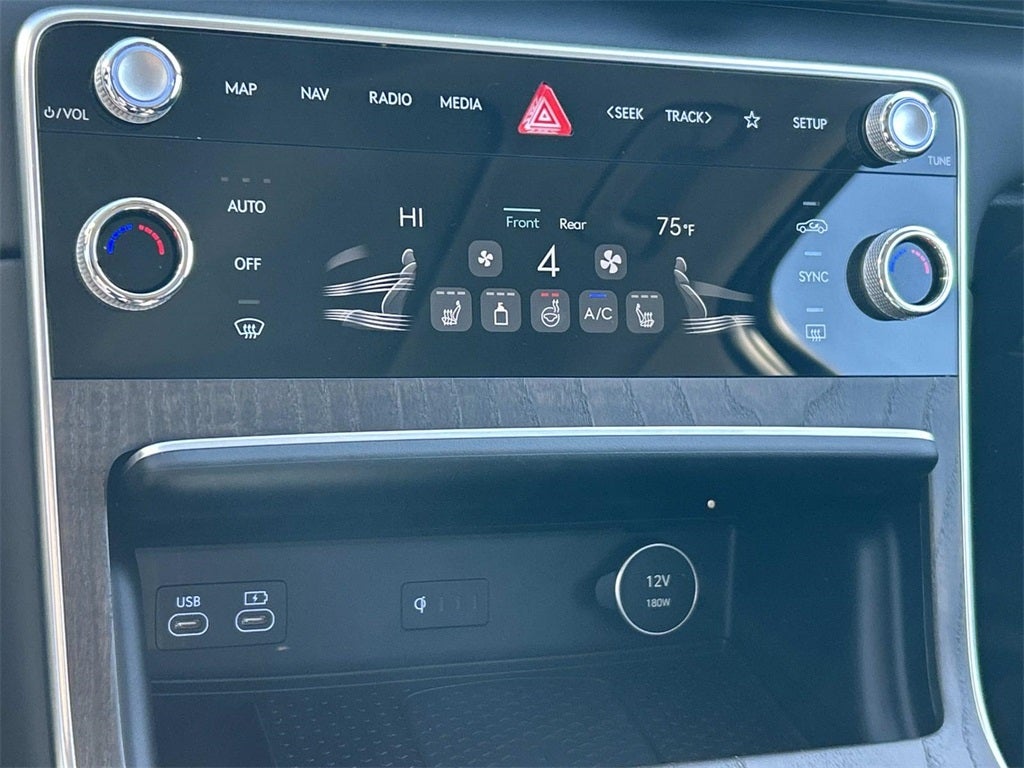 2025 Genesis GV80 Select