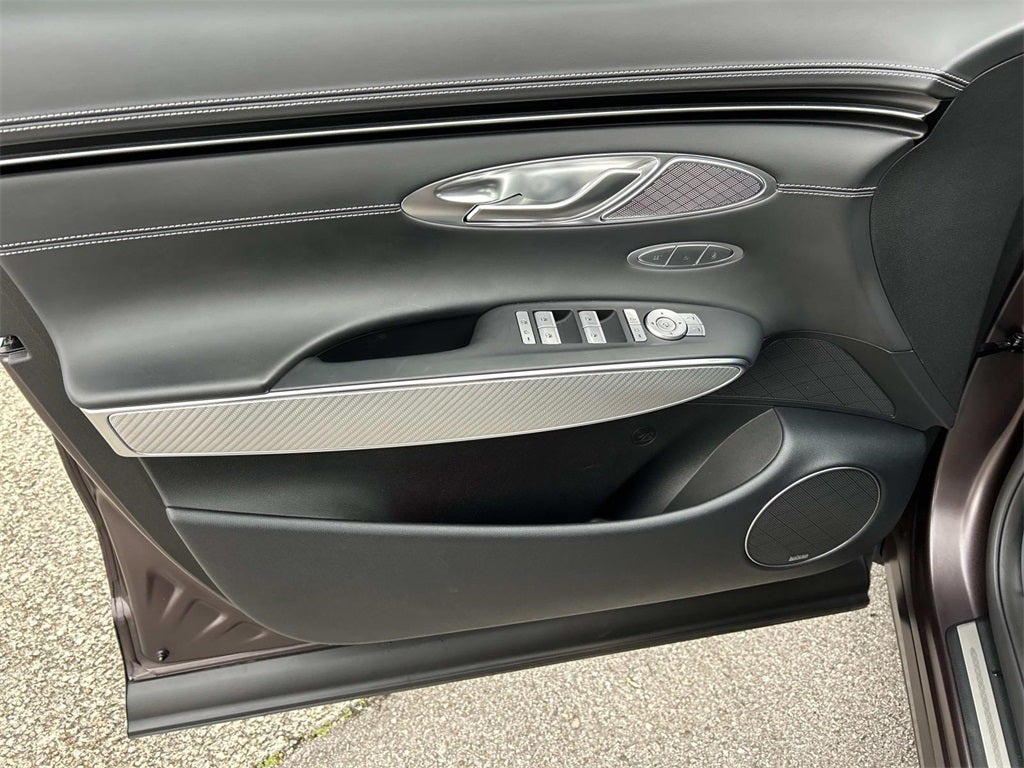 2023 Genesis GV70 2.5T