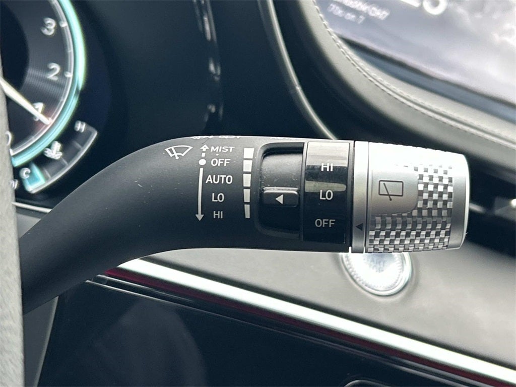 2023 Genesis GV70 2.5T