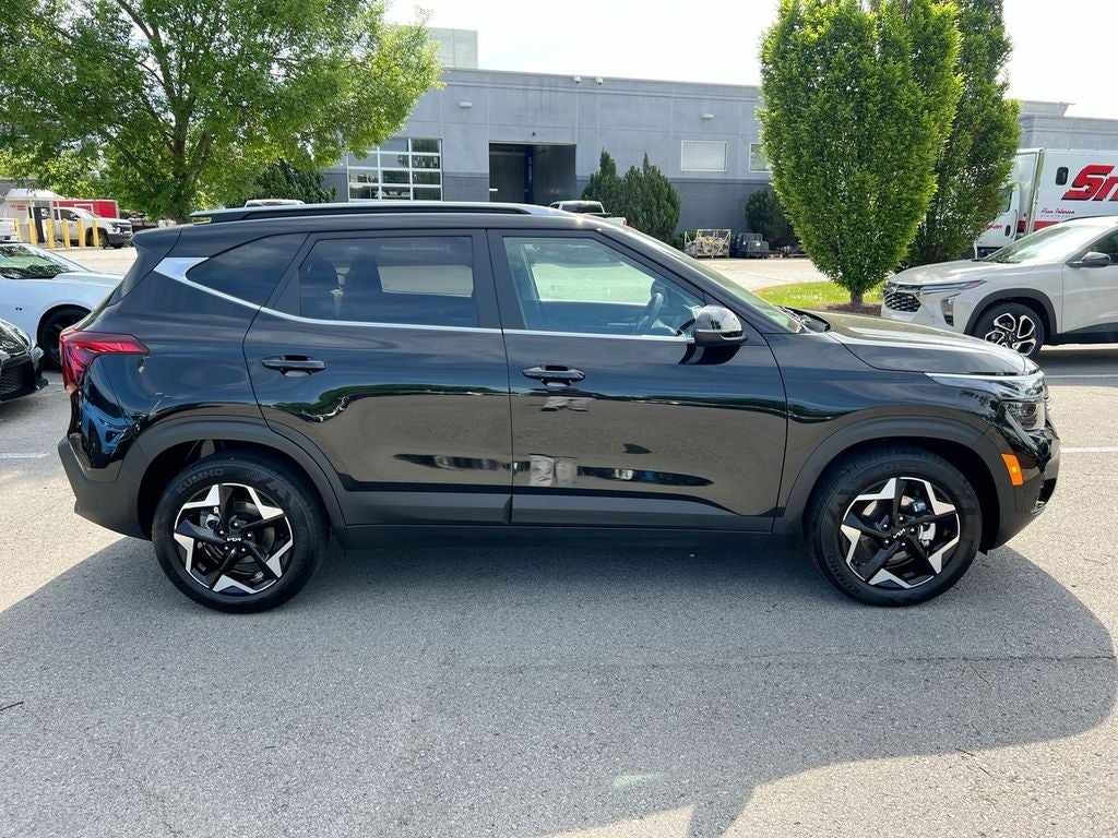 2025 Kia Seltos EX