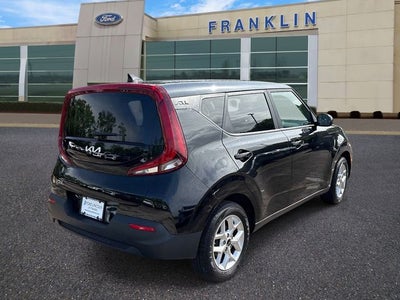 2022 Kia Soul LX