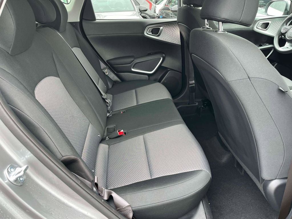 2025 Kia Soul Base