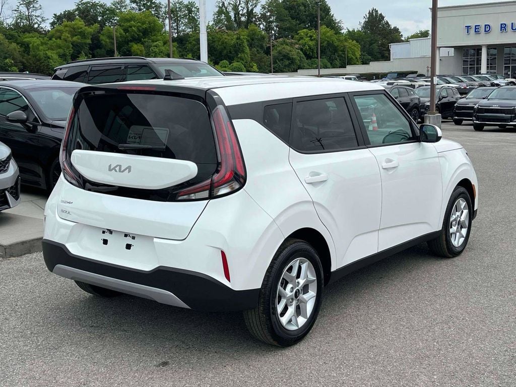 2025 Kia Soul LX
