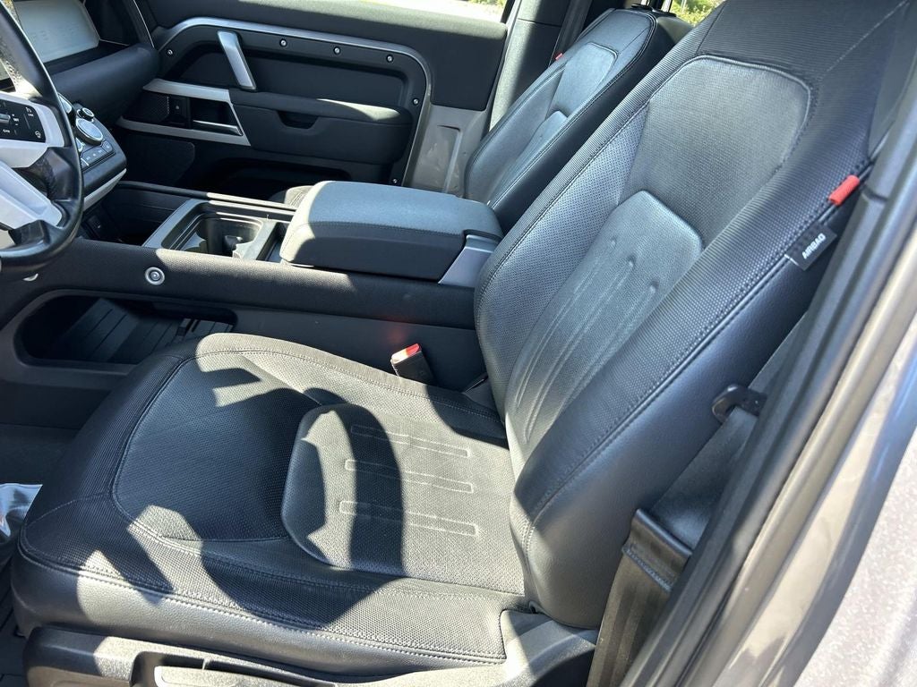 2022 Land Rover Defender X-Dynamic S