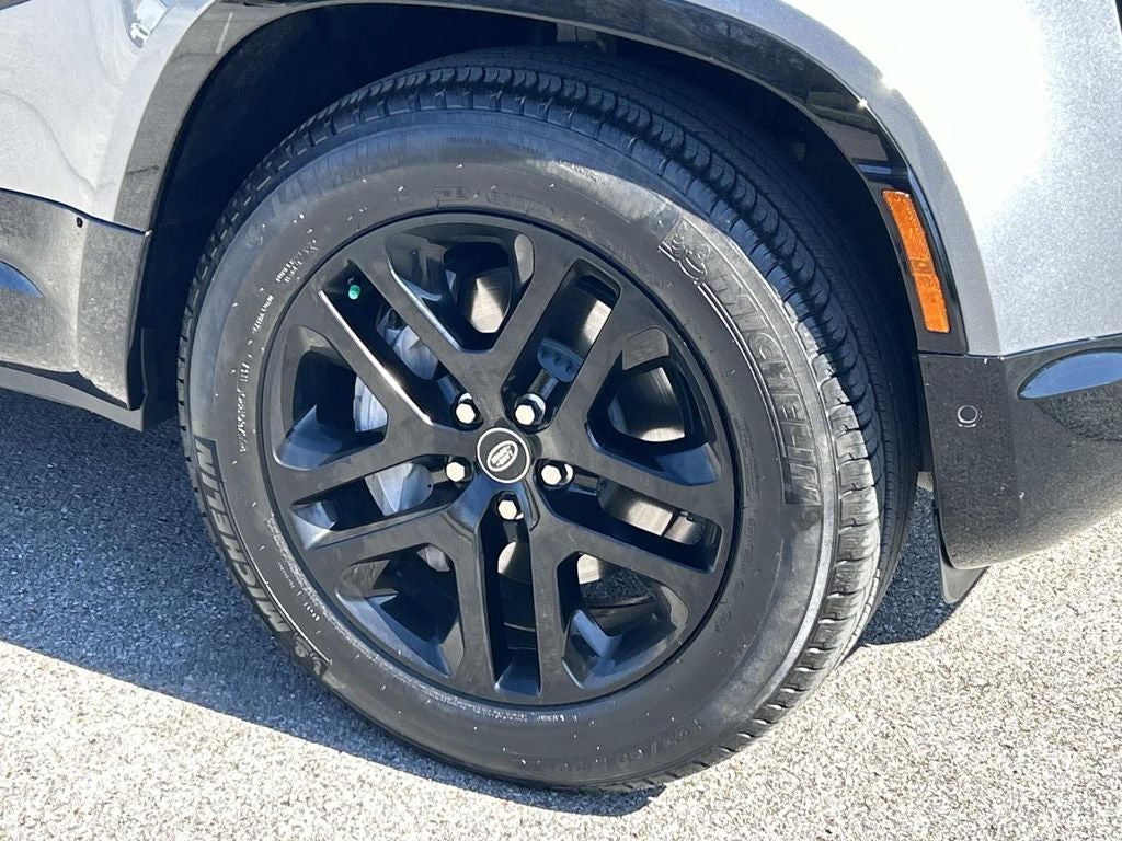 2022 Land Rover Defender X-Dynamic S