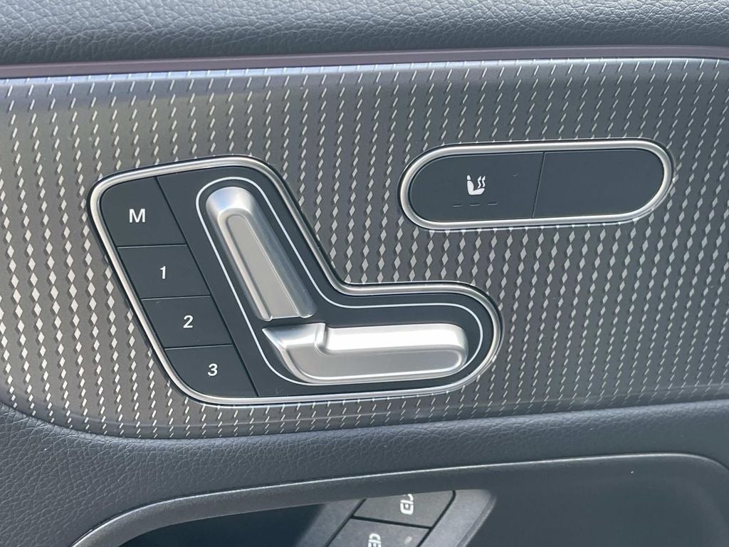 2022 Mercedes-Benz GLB GLB 250