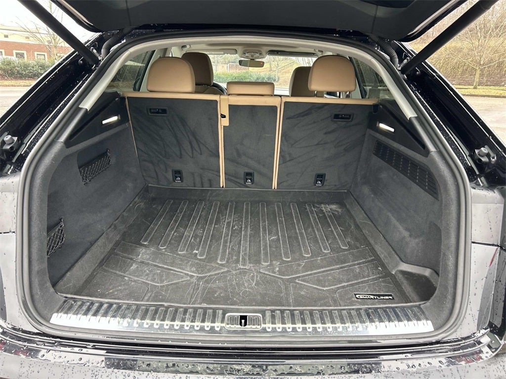 2019 Audi Q8 Premium Plus