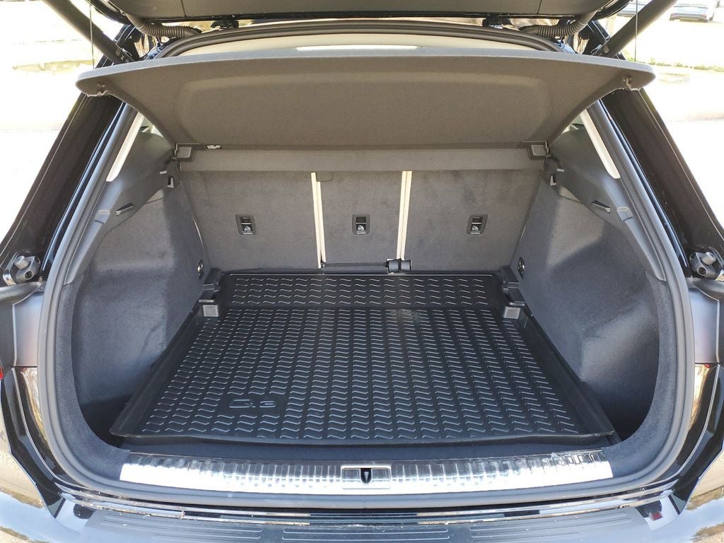 2024 Audi Q3 Premium Plus S Line quattro