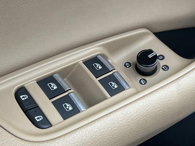 2020 Audi Q8 55 Premium Plus quattro