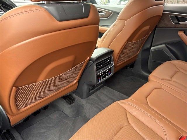 2025 Audi Q8 55 Prestige quattro